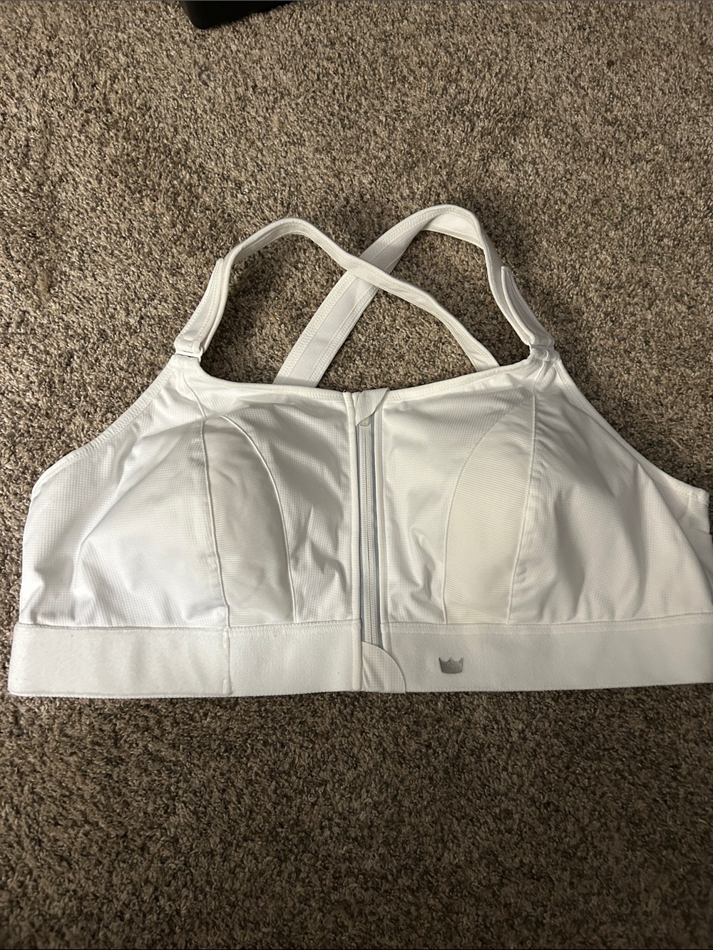 SHEFIT High Impact Ultimate Sports Bra With Wash Bag